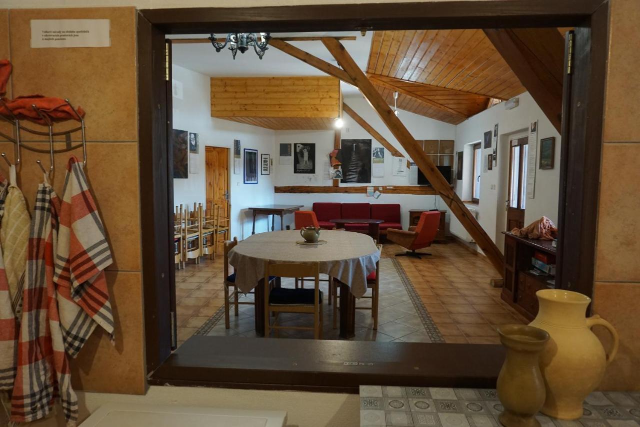 Ferienwohnung Mlyn-Osvracin Exterior foto